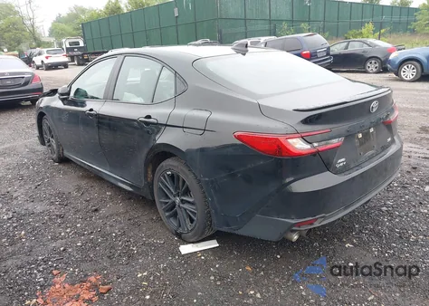 2025 Toyota Camry Se z USA, uszkodzony, nr VIN 4T1DBADK7SU513802